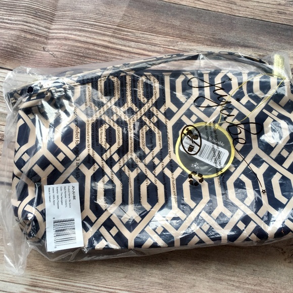Ju-Ju-Be Handbags - NWT Jujube Be Quick The Navigator - Navy and Beige *Retired Pattern*